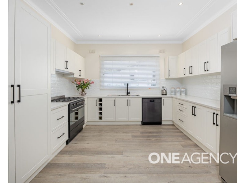 19 COLEMAN STREET, Turvey Park NSW 2650