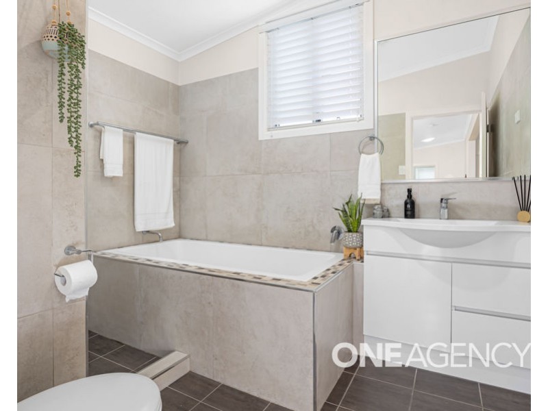 19 COLEMAN STREET, Turvey Park NSW 2650