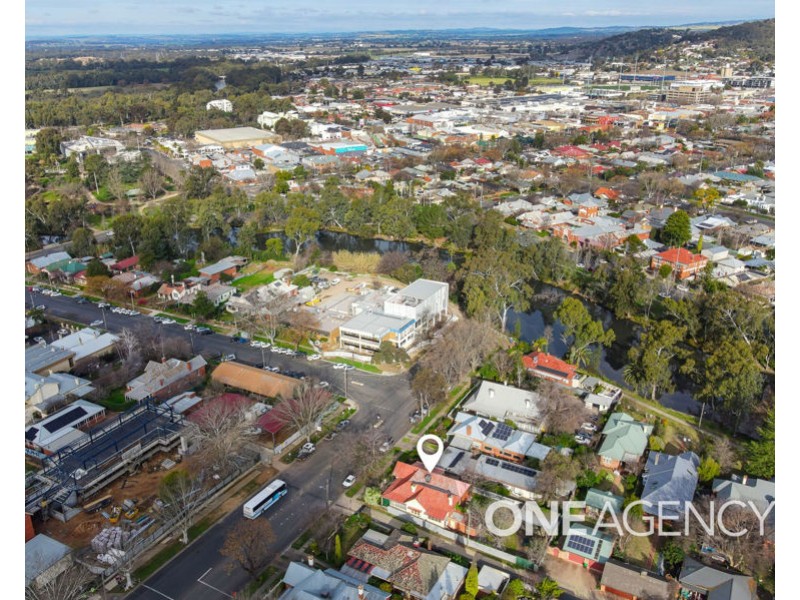 14 SIMMONS STREET, Wagga Wagga NSW 2650