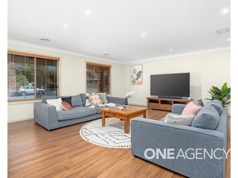 2 BANNER STREET, Forest Hill NSW 2651