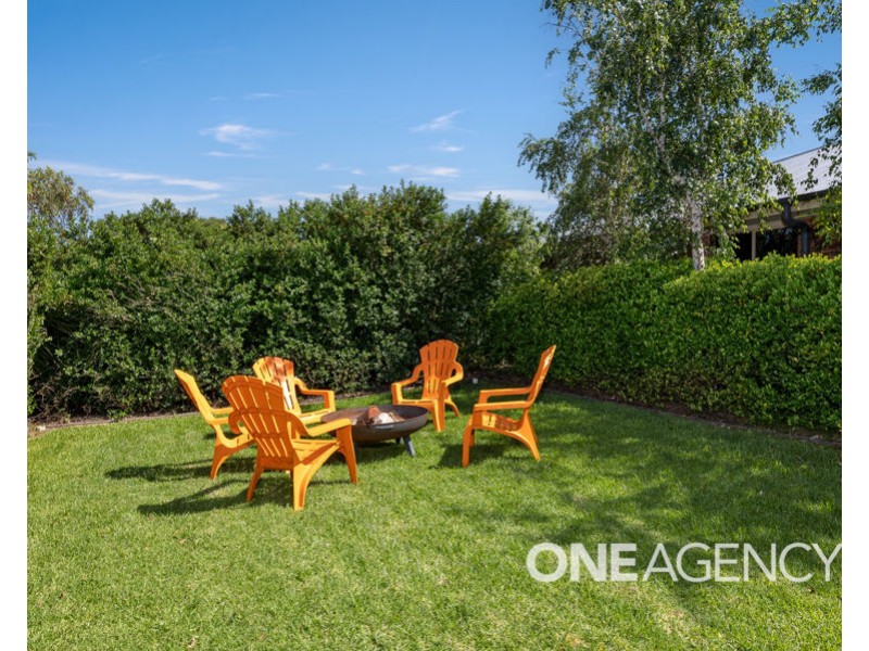 2 BANNER STREET, Forest Hill NSW 2651