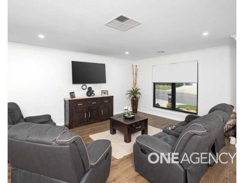 1 YARRANJERRY STREET, Gobbagombalin NSW 2650