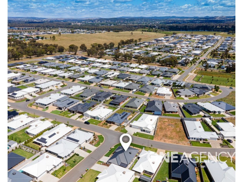 1 YARRANJERRY STREET, Gobbagombalin NSW 2650