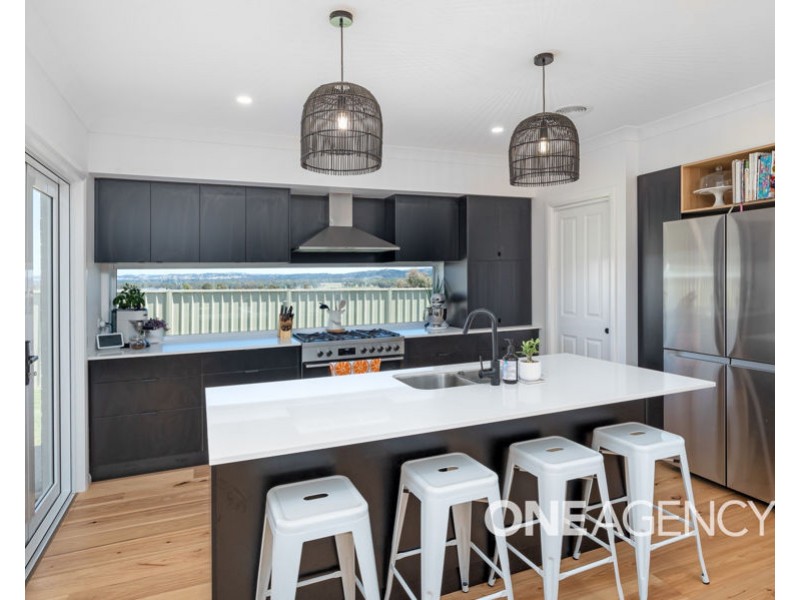 281 MUTTAMA PARADE, Gobbagombalin NSW 2650