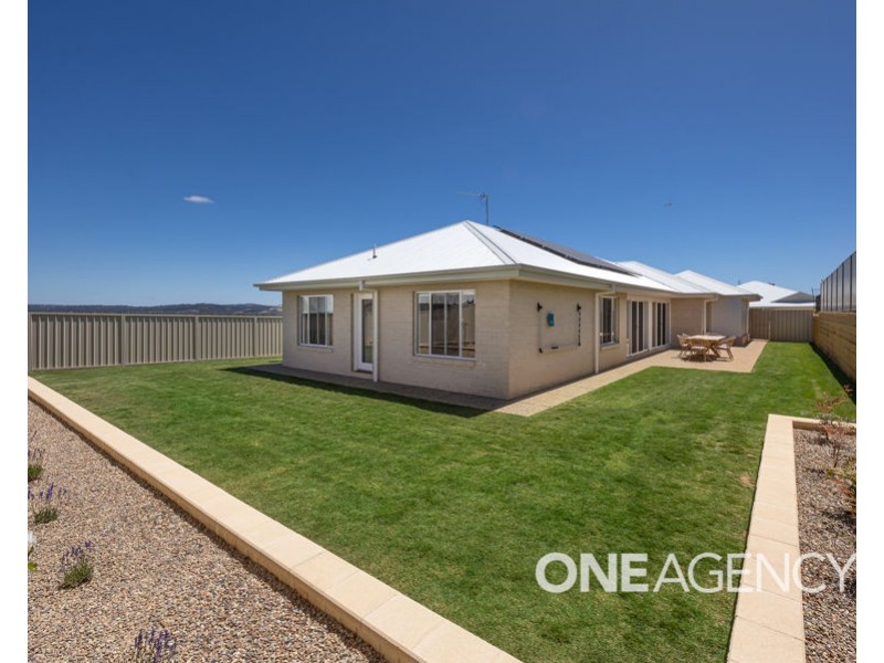 281 MUTTAMA PARADE, Gobbagombalin NSW 2650