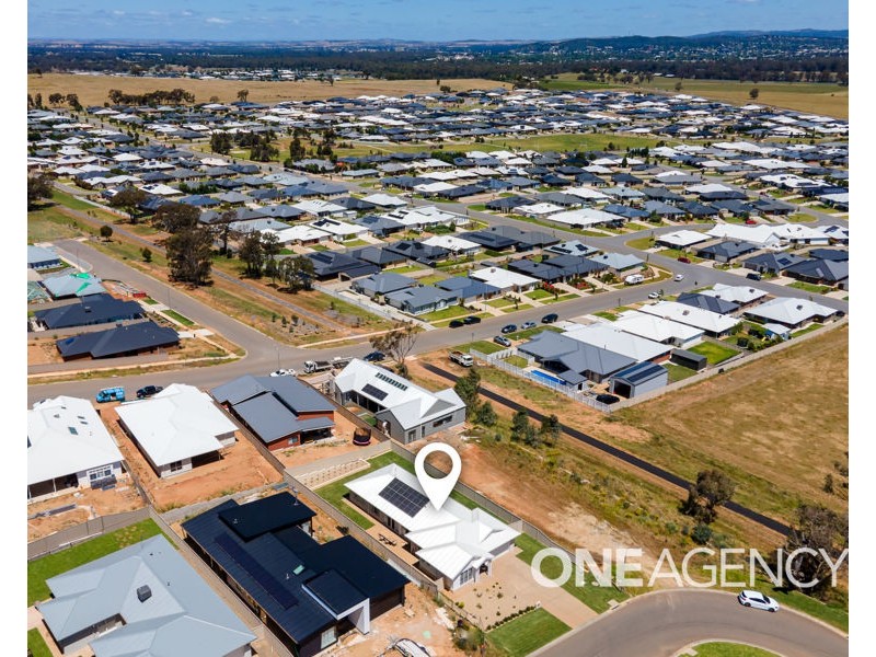 281 MUTTAMA PARADE, Gobbagombalin NSW 2650