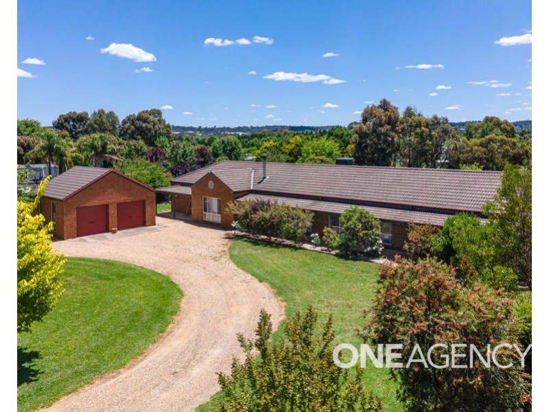 37 GREGADOO ROAD, Lake Albert NSW 2650