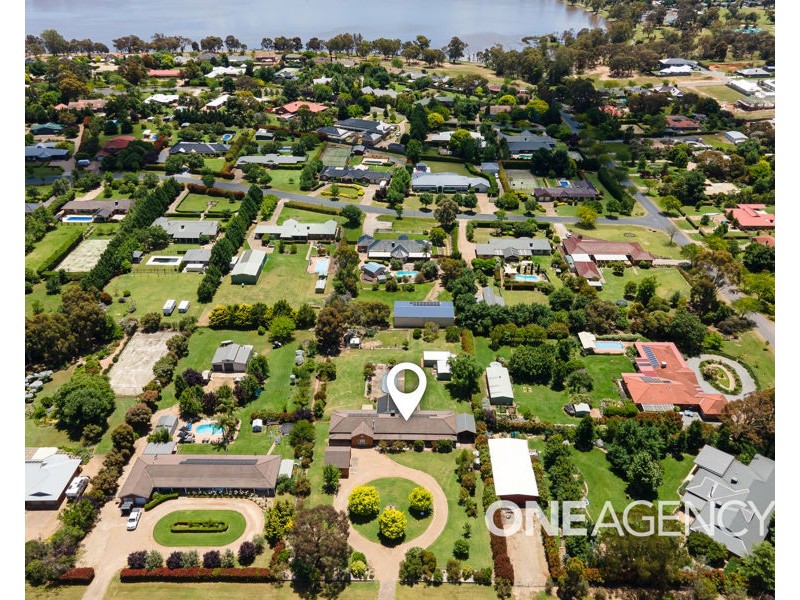 37 GREGADOO ROAD, Lake Albert NSW 2650