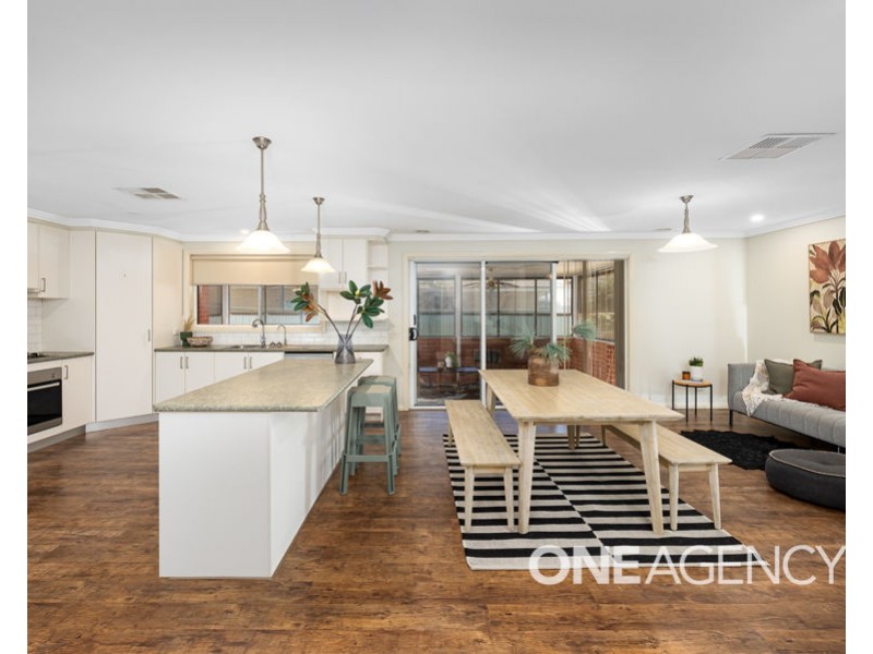 18 MELALEUCA DRIVE, Forest Hill NSW 2651