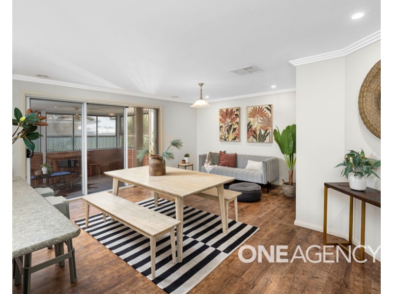 18 MELALEUCA DRIVE, Forest Hill NSW 2651