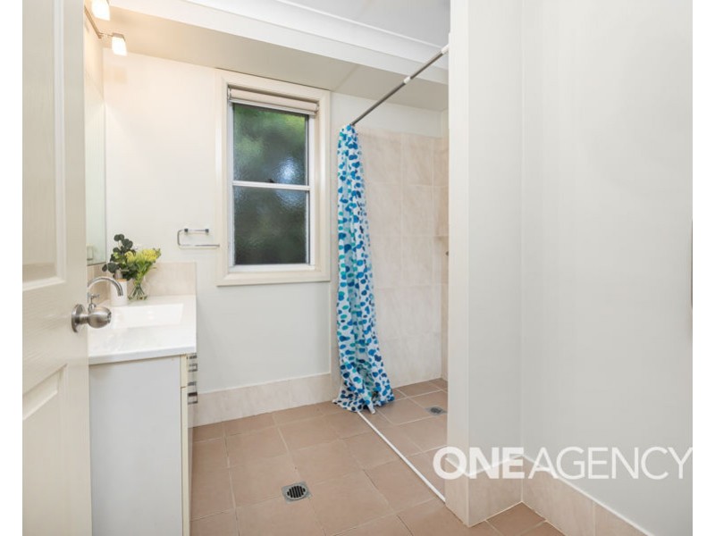 18 MELALEUCA DRIVE, Forest Hill NSW 2651