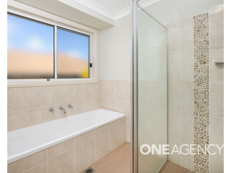 18 MELALEUCA DRIVE, Forest Hill NSW 2651