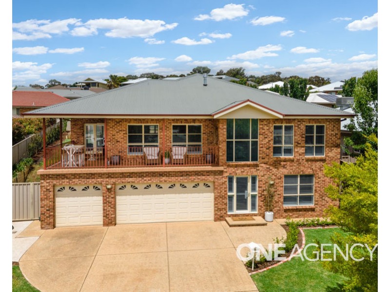 3 OSTERLEY STREET, Bourkelands NSW 2650