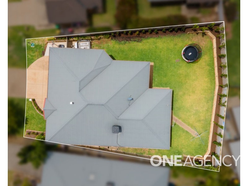 3 OSTERLEY STREET, Bourkelands NSW 2650