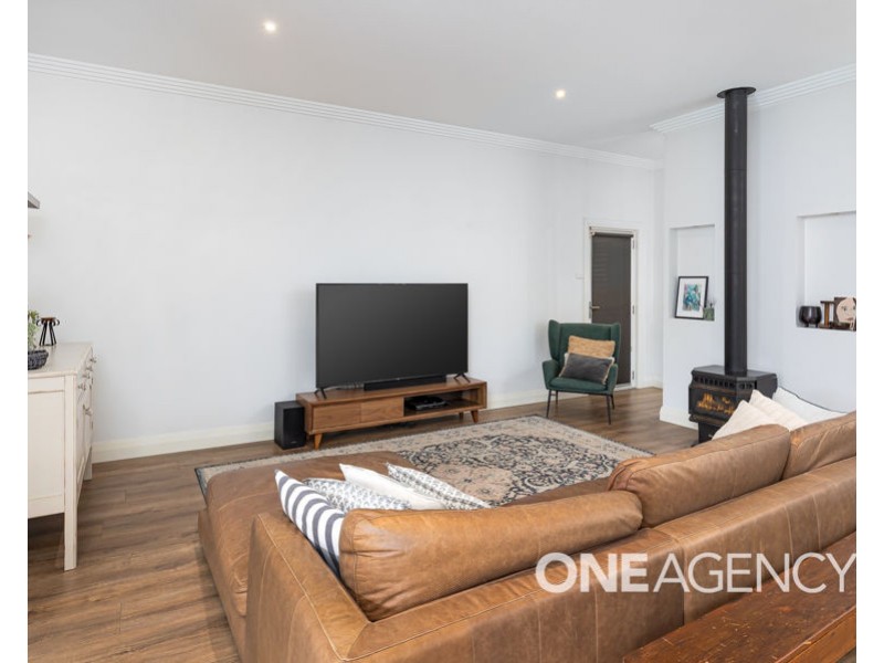 10 GORMLY AVENUE, Wagga Wagga NSW 2650