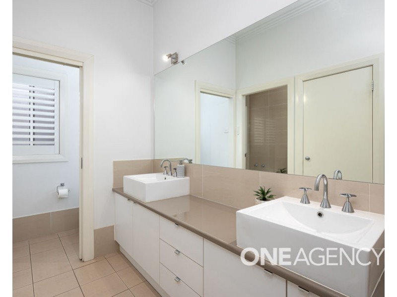 10 GORMLY AVENUE, Wagga Wagga NSW 2650