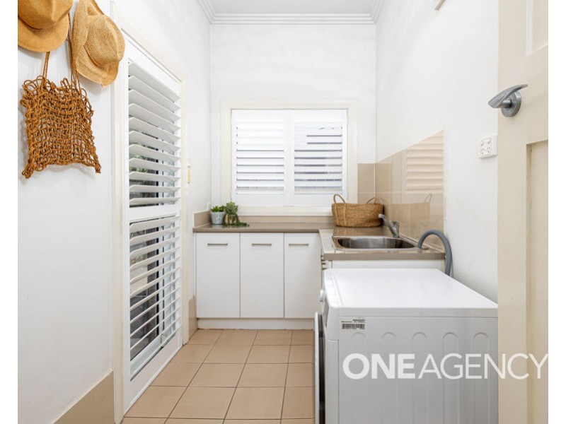 10 GORMLY AVENUE, Wagga Wagga NSW 2650