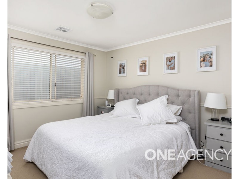 10 CORELLA  PLACE, Estella NSW 2650