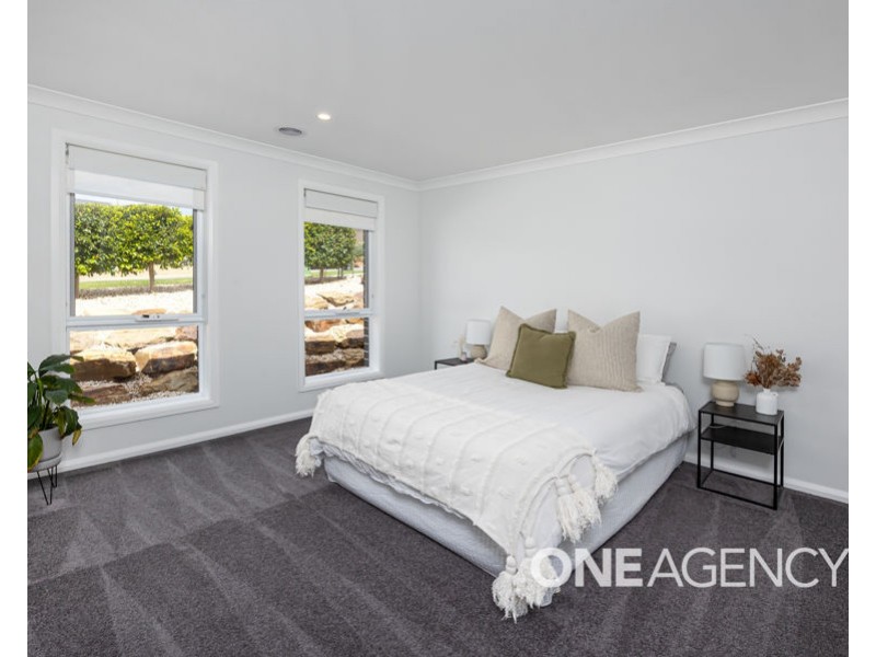 12 NOLAN STREET, Lloyd NSW 2650