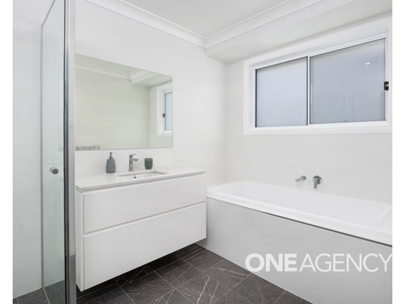 12 NOLAN STREET, Lloyd NSW 2650