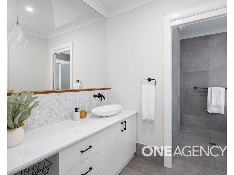 3 JUSTINIAN PLACE, Gumly Gumly NSW 2652