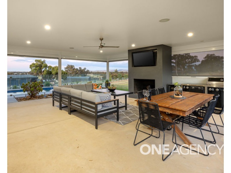 3 JUSTINIAN PLACE, Gumly Gumly NSW 2652