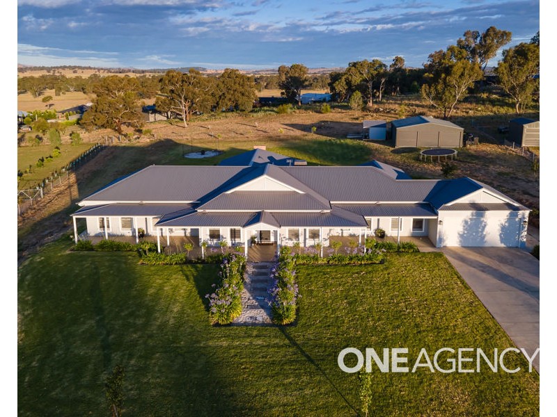 3 JUSTINIAN PLACE, Gumly Gumly NSW 2652