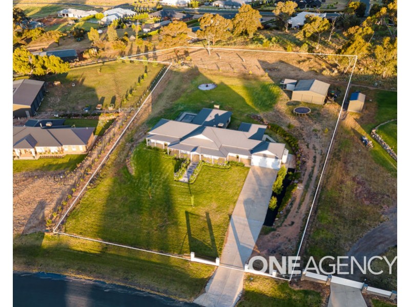 3 JUSTINIAN PLACE, Gumly Gumly NSW 2652