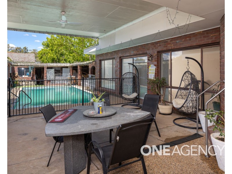 53 GRAHAM STREET, Lake Albert NSW 2650