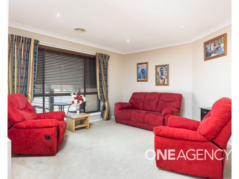 60 MIMA STREET, Glenfield Park NSW 2650