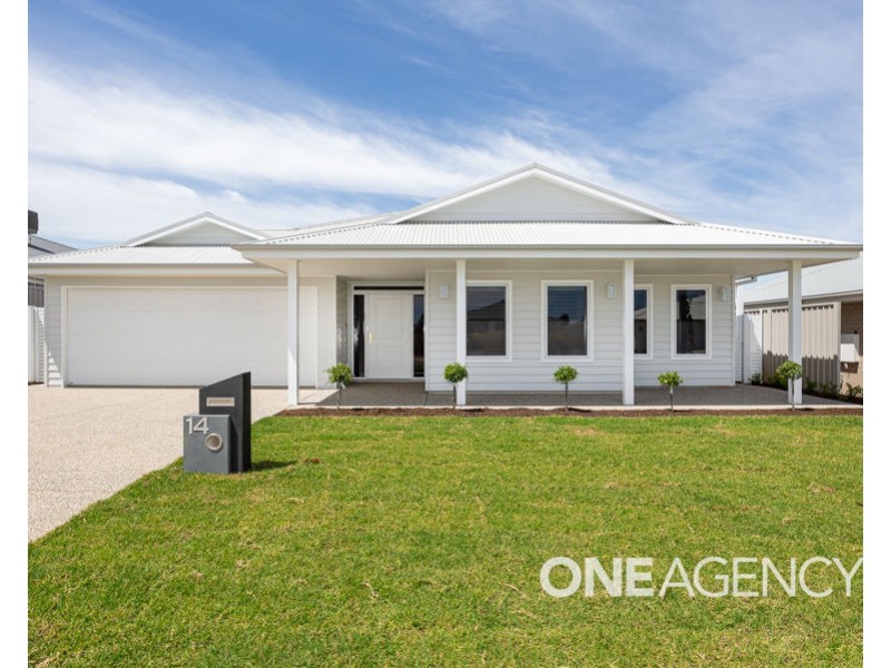 14 BONDI CRESCENT, Gobbagombalin NSW 2650