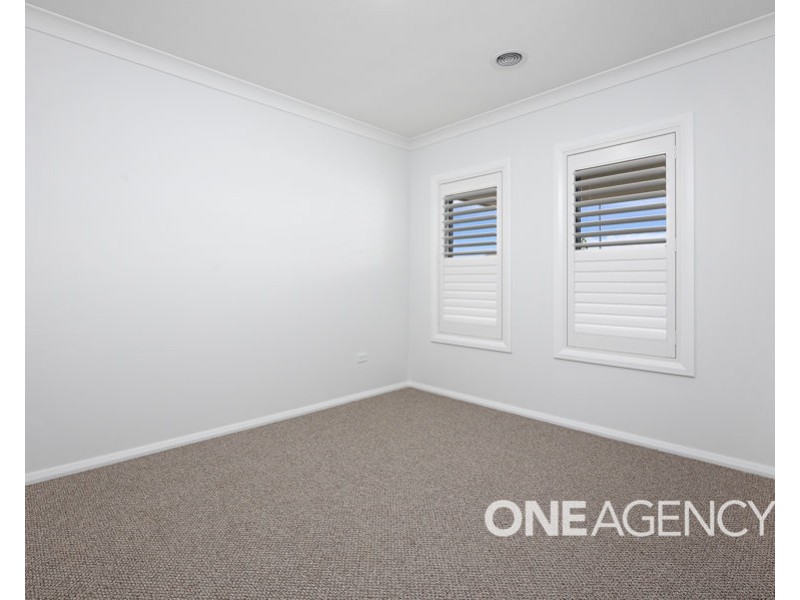 14 BONDI CRESCENT, Gobbagombalin NSW 2650