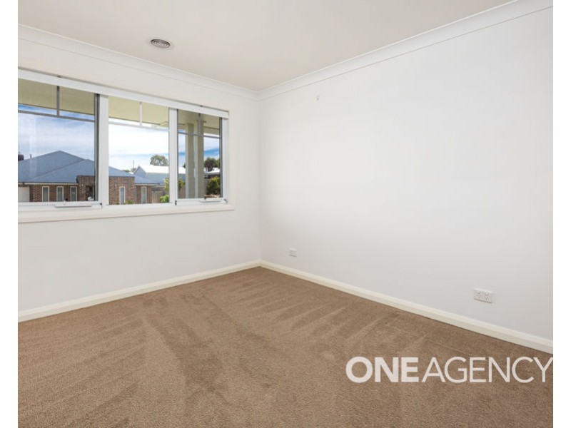 16 KELLERMAN CRESCENT, Boorooma NSW 2650