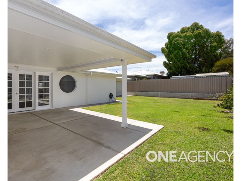 16 KELLERMAN CRESCENT, Boorooma NSW 2650