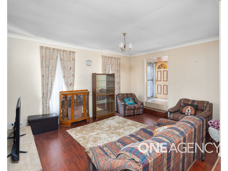 6 PATEY CLOSE, Ashmont NSW 2650