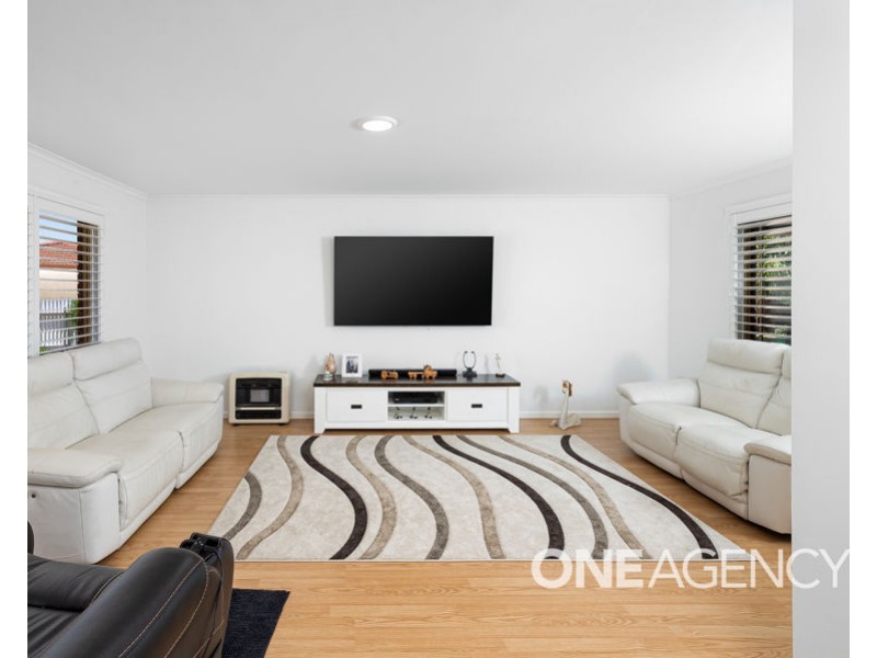 31 WARRAMBOOL CRESCENT, Glenfield Park NSW 2650