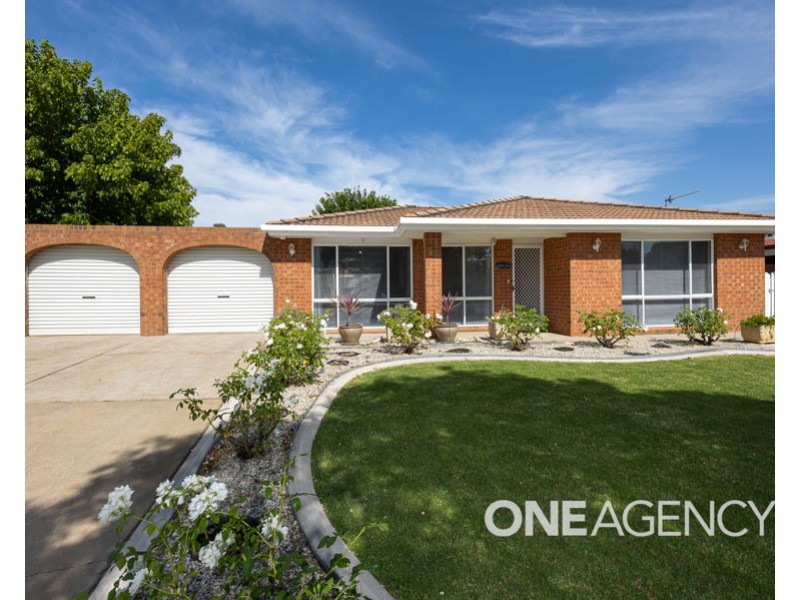 10 NARDOO STREET, Glenfield Park NSW 2650