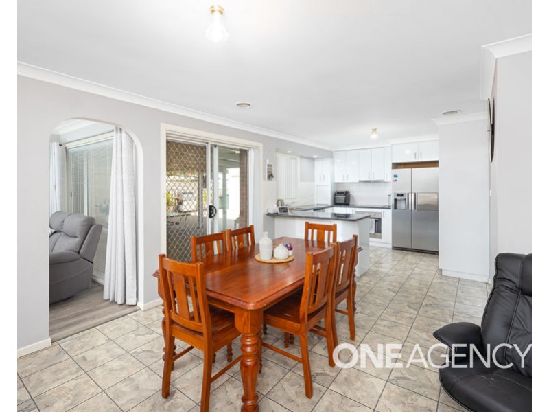 10 NARDOO STREET, Glenfield Park NSW 2650