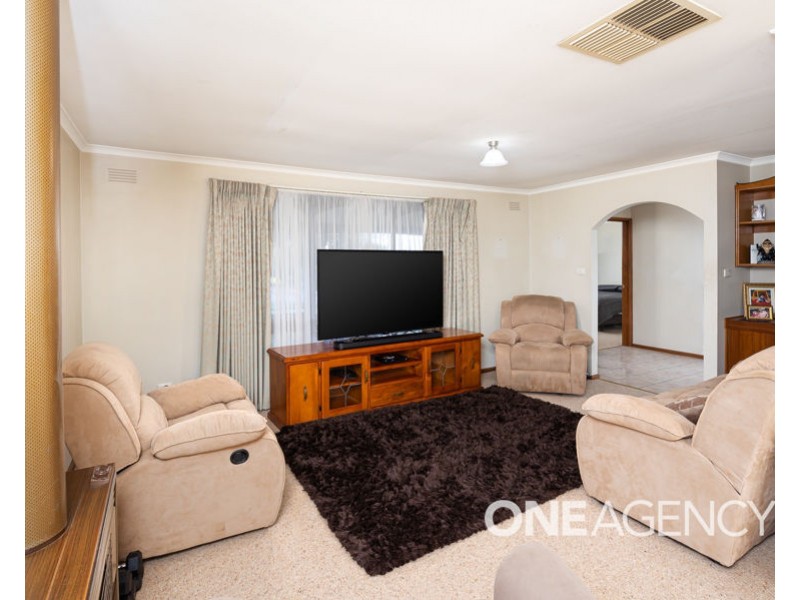 47 NORDLINGEN DRIVE, Tolland NSW 2650