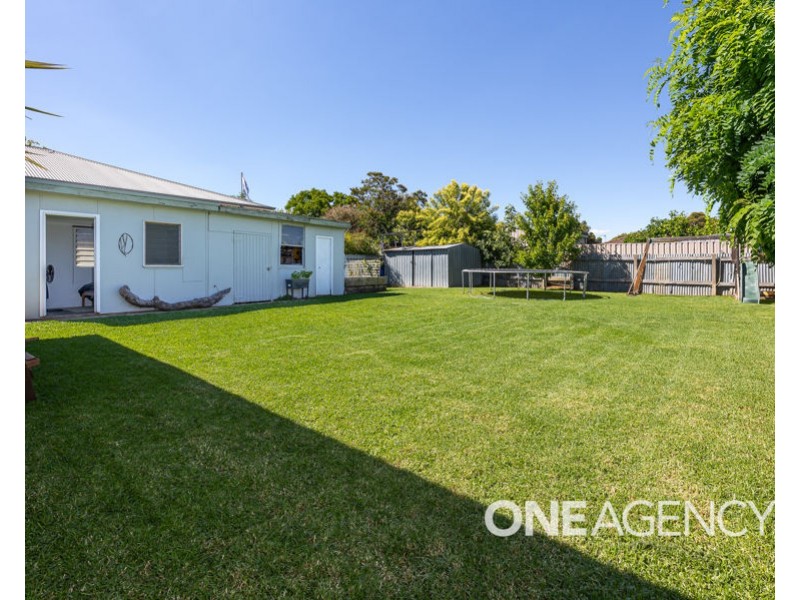 417 LAKE ALBERT ROAD, Kooringal NSW 2650