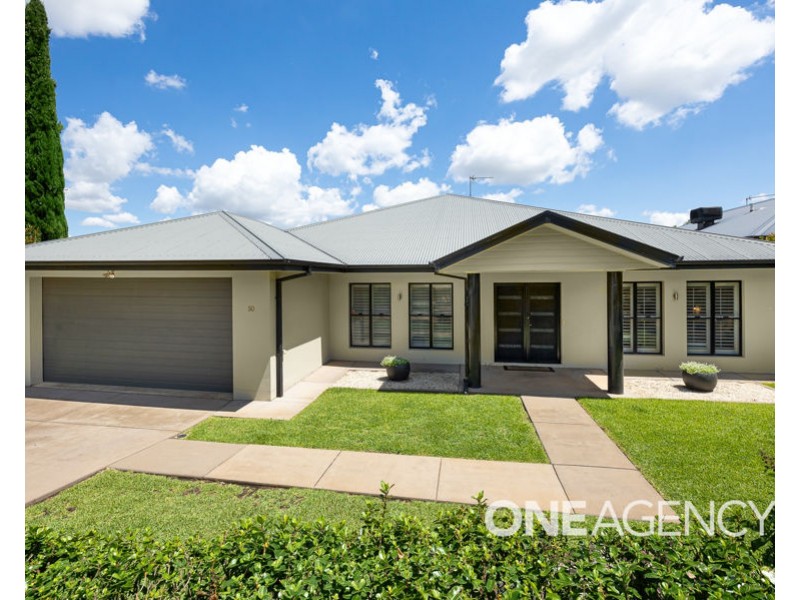 50 KANSAS DRIVE, Tolland NSW 2650