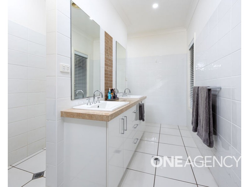 50 KANSAS DRIVE, Tolland NSW 2650