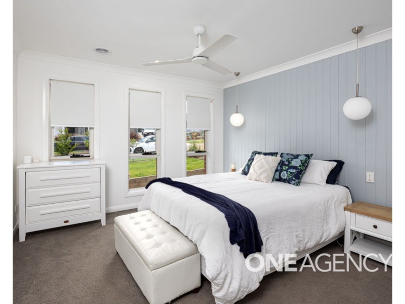 22 WATSON BOULEVARD, Lloyd NSW 2650