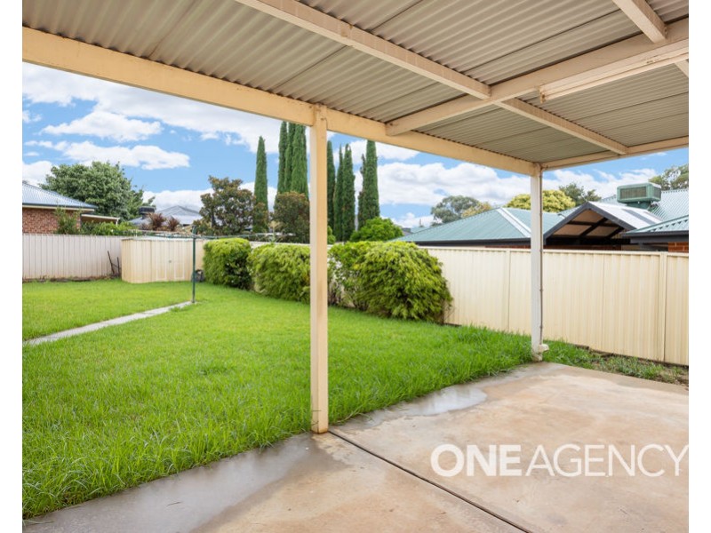 10 BOURKELANDS DRIVE, Bourkelands NSW 2650