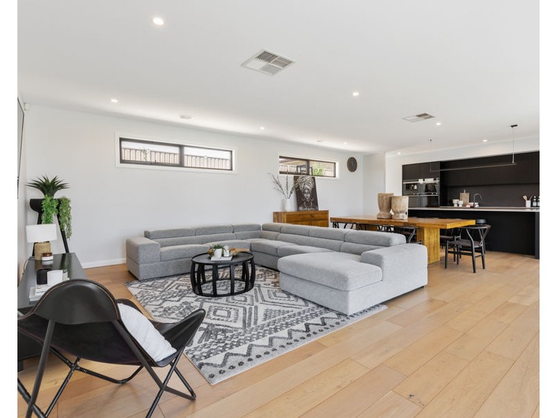 7 BONNER STREET, Lloyd NSW 2650