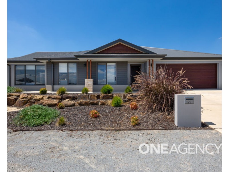 73 PARADISE DRIVE, Gobbagombalin NSW 2650