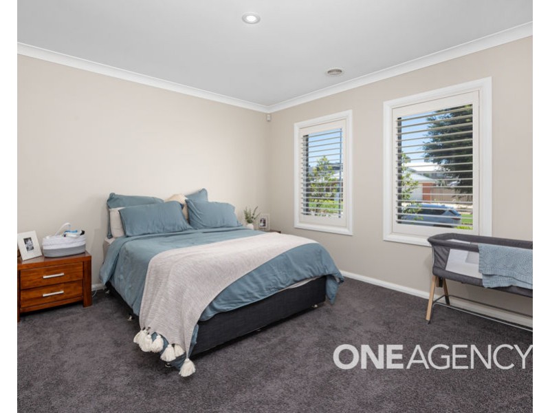 25 WATSON BOULEVARD, Lloyd NSW 2650