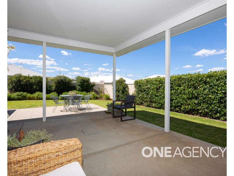 40 MUTTAMA PARADE, Gobbagombalin NSW 2650