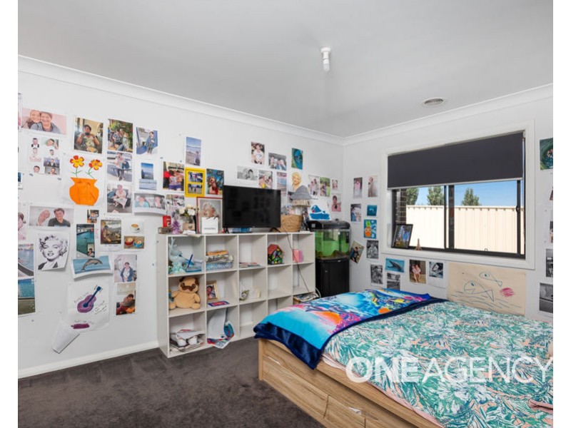 70 BARMEDMAN AVENUE, Gobbagombalin NSW 2650