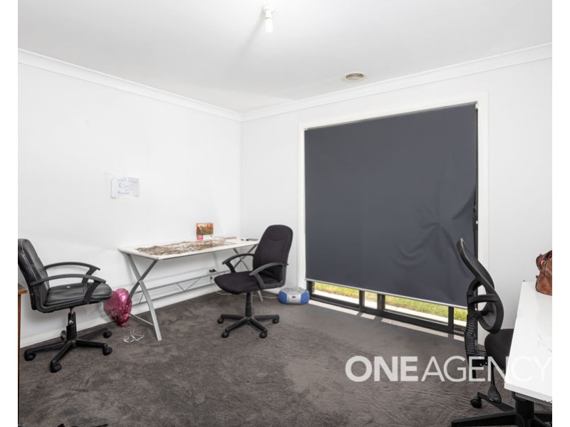 70 BARMEDMAN AVENUE, Gobbagombalin NSW 2650